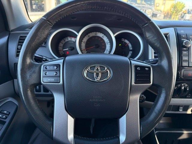 Toyota Tacoma  2013
