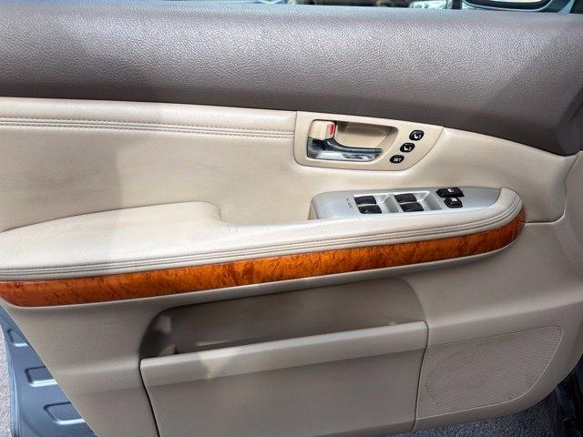 Lexus RX 330  2004