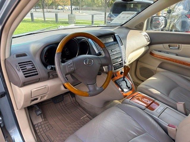 Lexus RX 330  2004