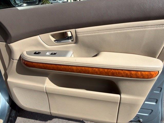 Lexus RX 330  2004