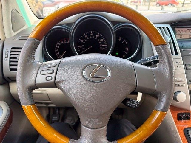 Lexus RX 330  2004