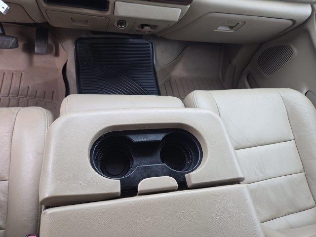 Ford Super Duty F-350 SRW  2005