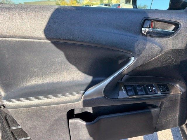 Lexus IS 250  2012