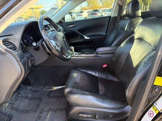 Lexus IS 250  2012