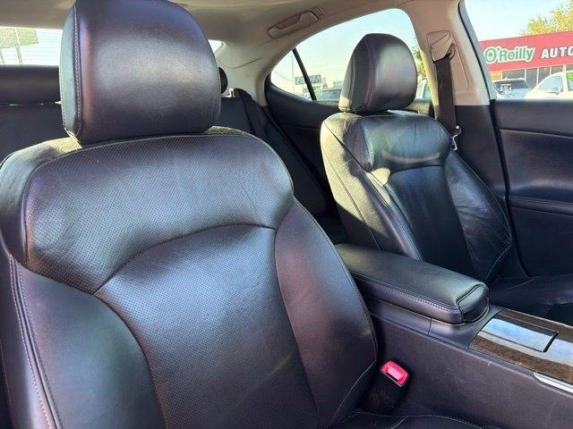 Lexus IS 250  2012