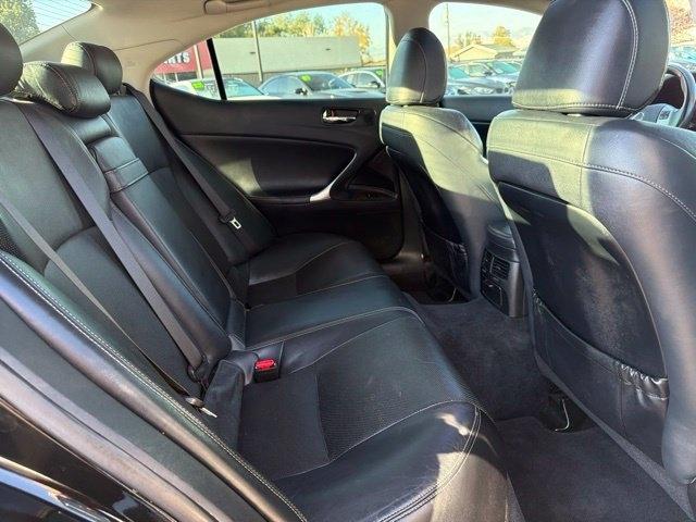 Lexus IS 250  2012