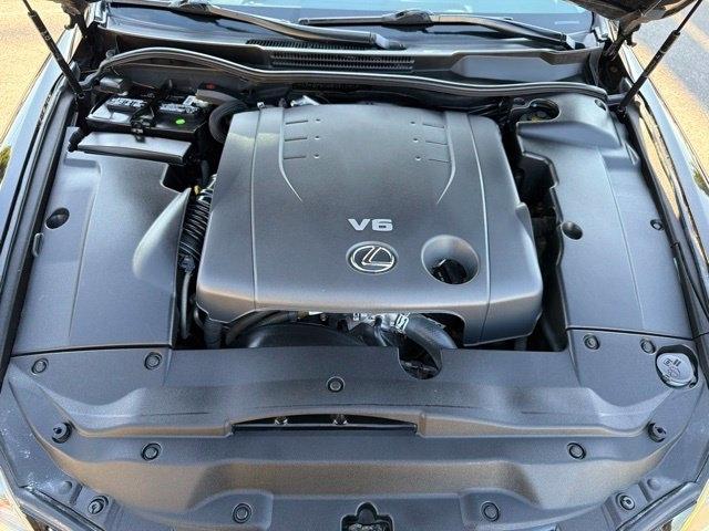 Lexus IS 250  2012