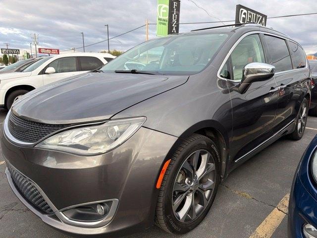 Chrysler Pacifica  2017