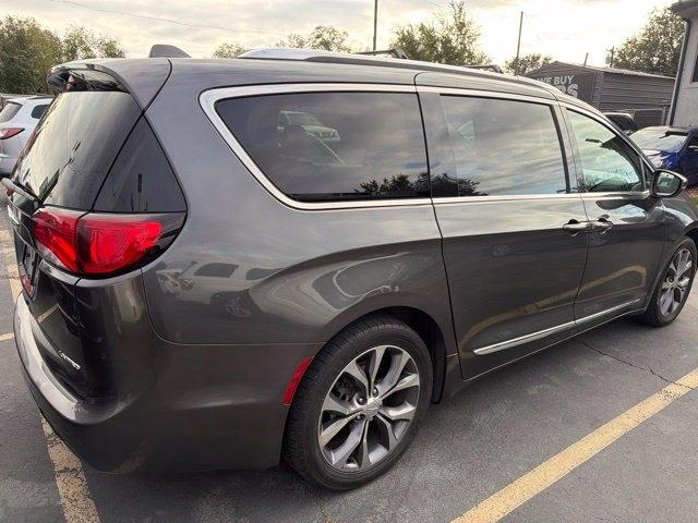Chrysler Pacifica  2017