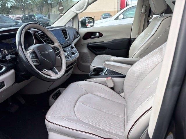 Chrysler Pacifica  2017