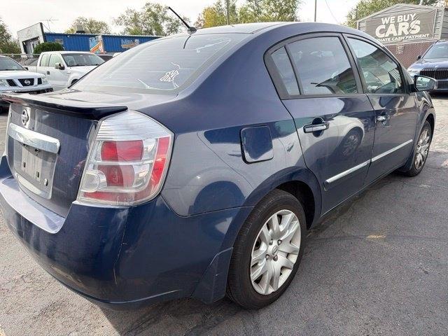 Nissan Sentra  2012