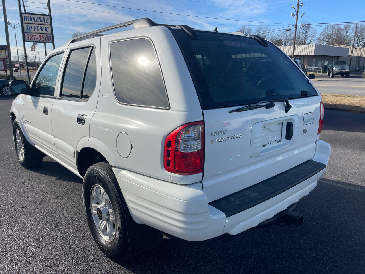 Isuzu Rodeo S V6 2WD 2001