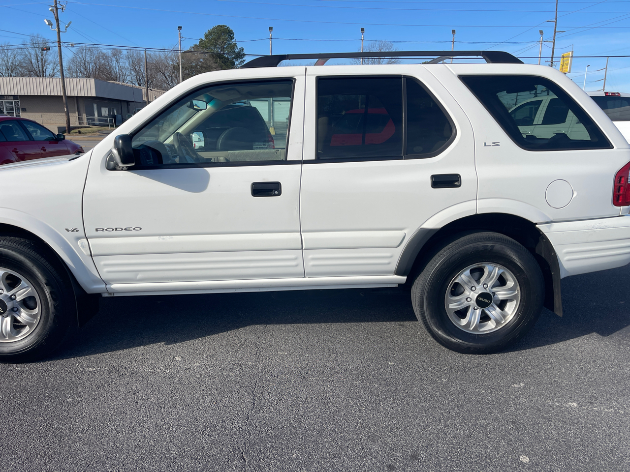 Isuzu Rodeo S V6 2WD 2001