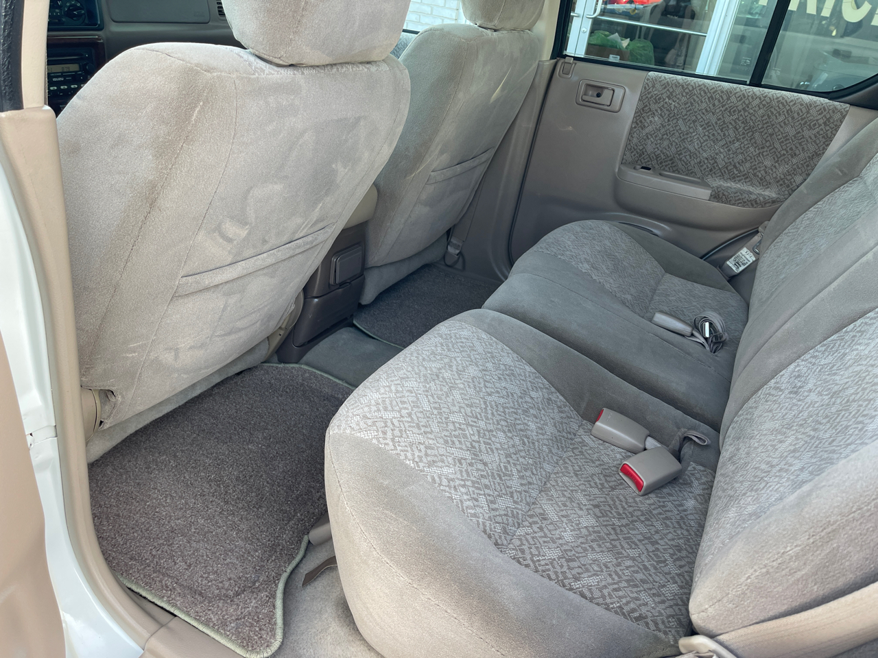 Isuzu Rodeo S V6 2WD 2001