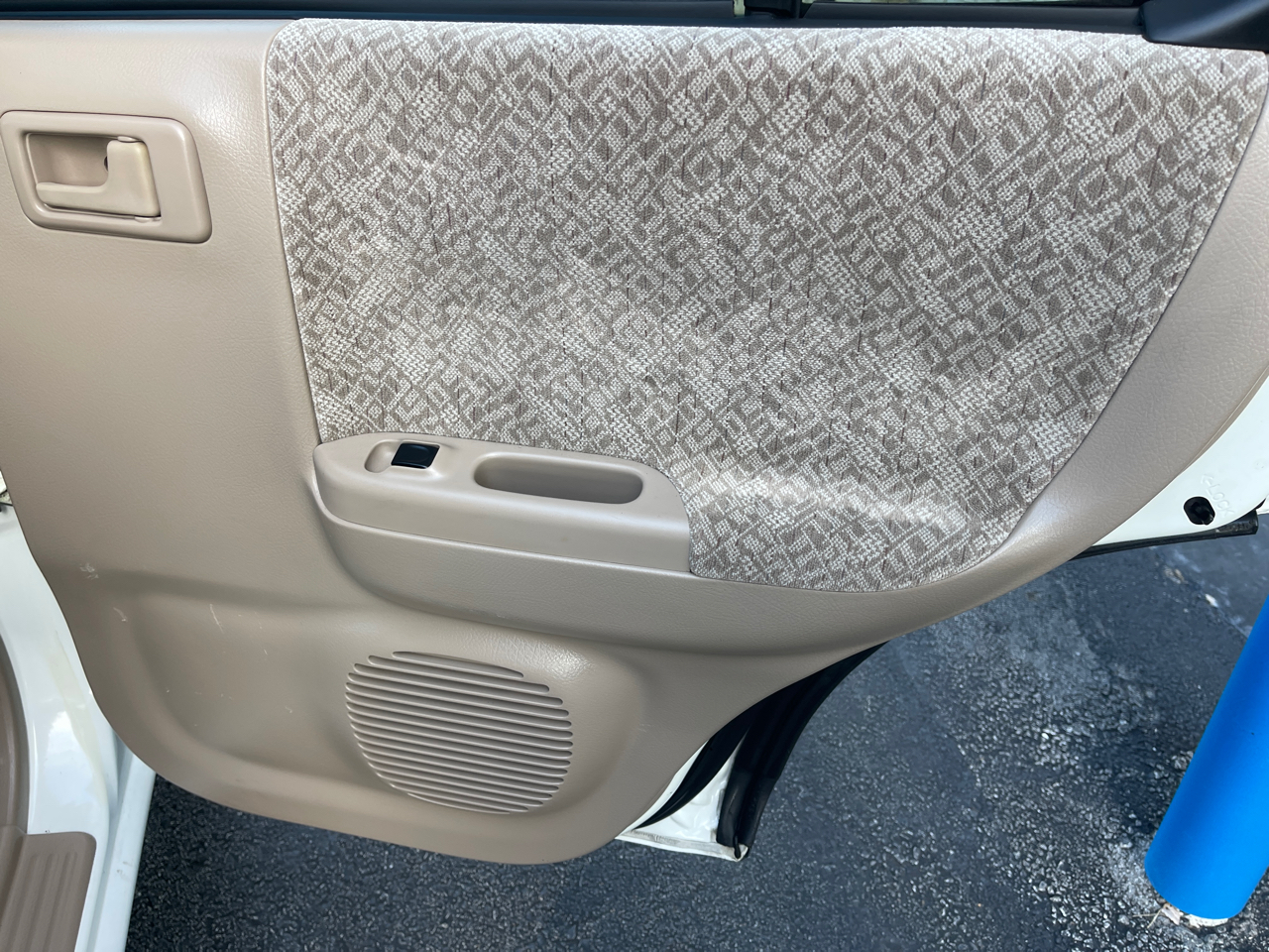 Isuzu Rodeo S V6 2WD 2001