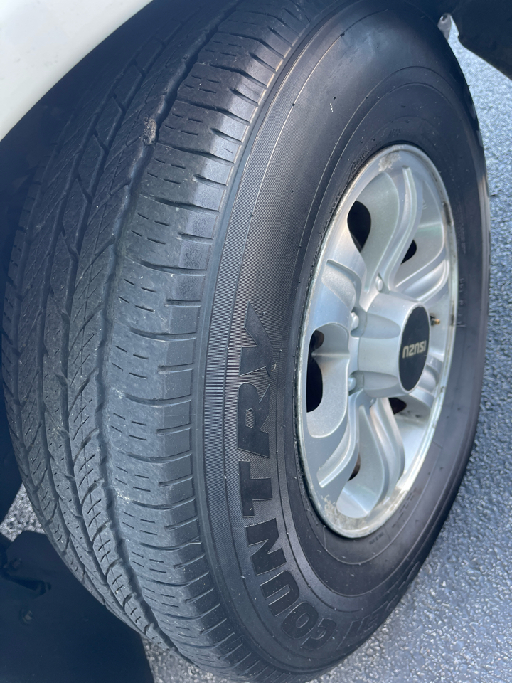 Isuzu Rodeo S V6 2WD 2001