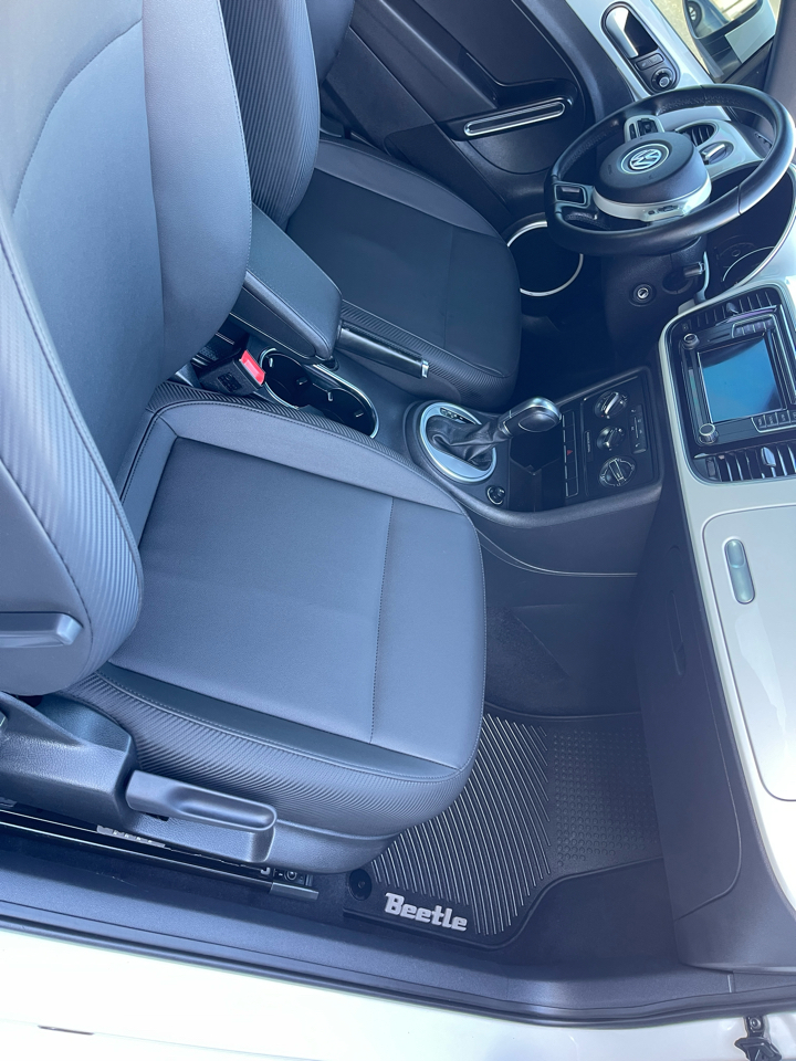 Volkswagen Beetle 1.8T PZEV 6A 2016