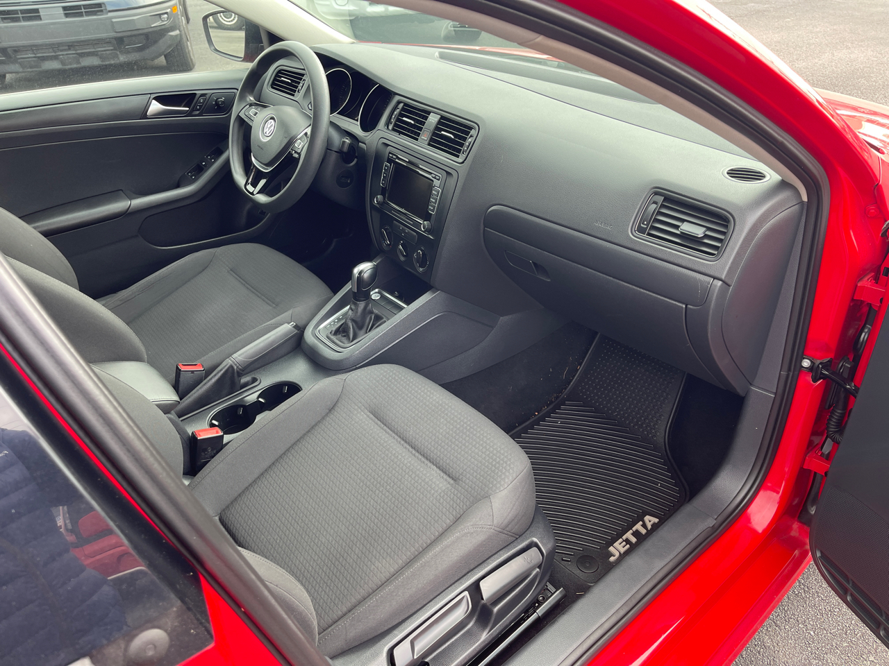 Volkswagen Jetta S 6A 2015