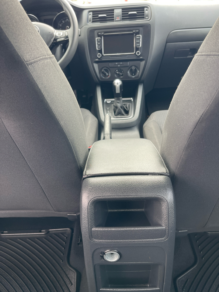 Volkswagen Jetta S 6A 2015