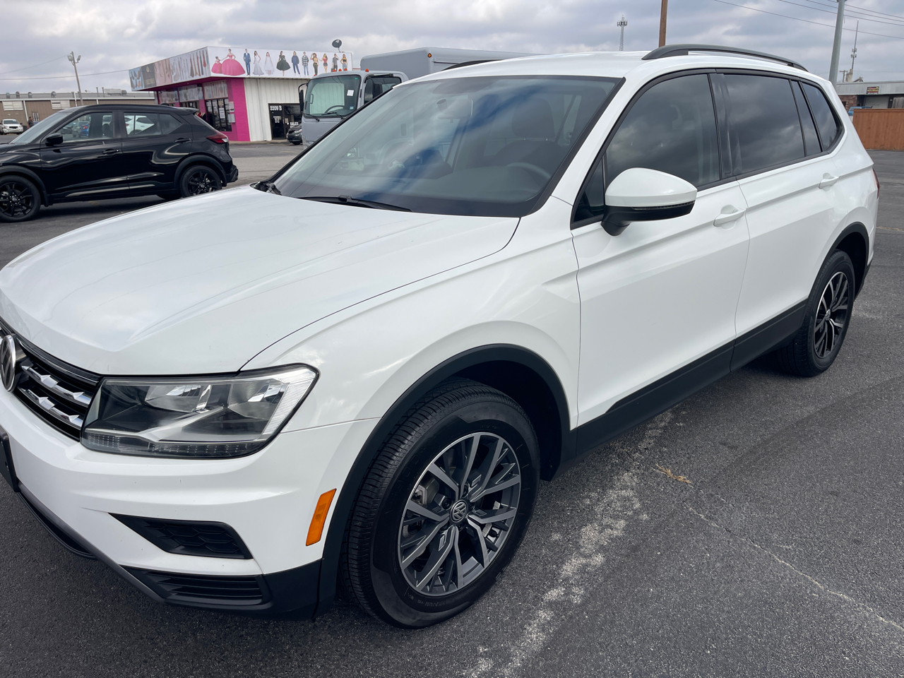 Volkswagen Tiguan S 2021