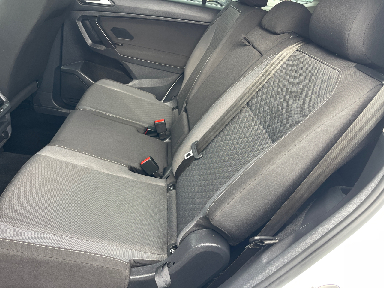 Volkswagen Tiguan S 2021