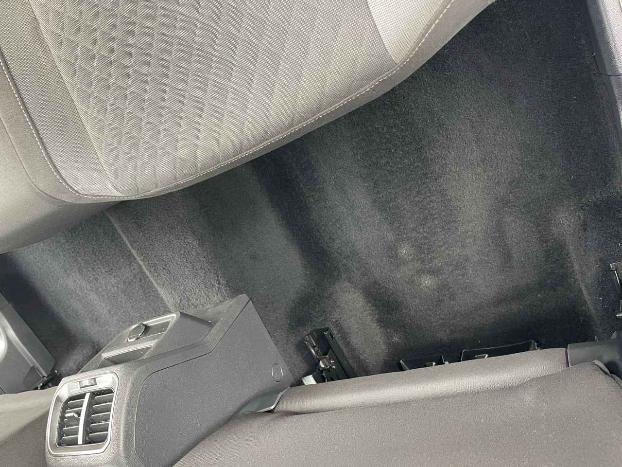 Volkswagen Tiguan S 2021