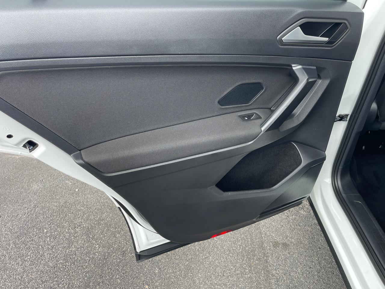 Volkswagen Tiguan S 2021