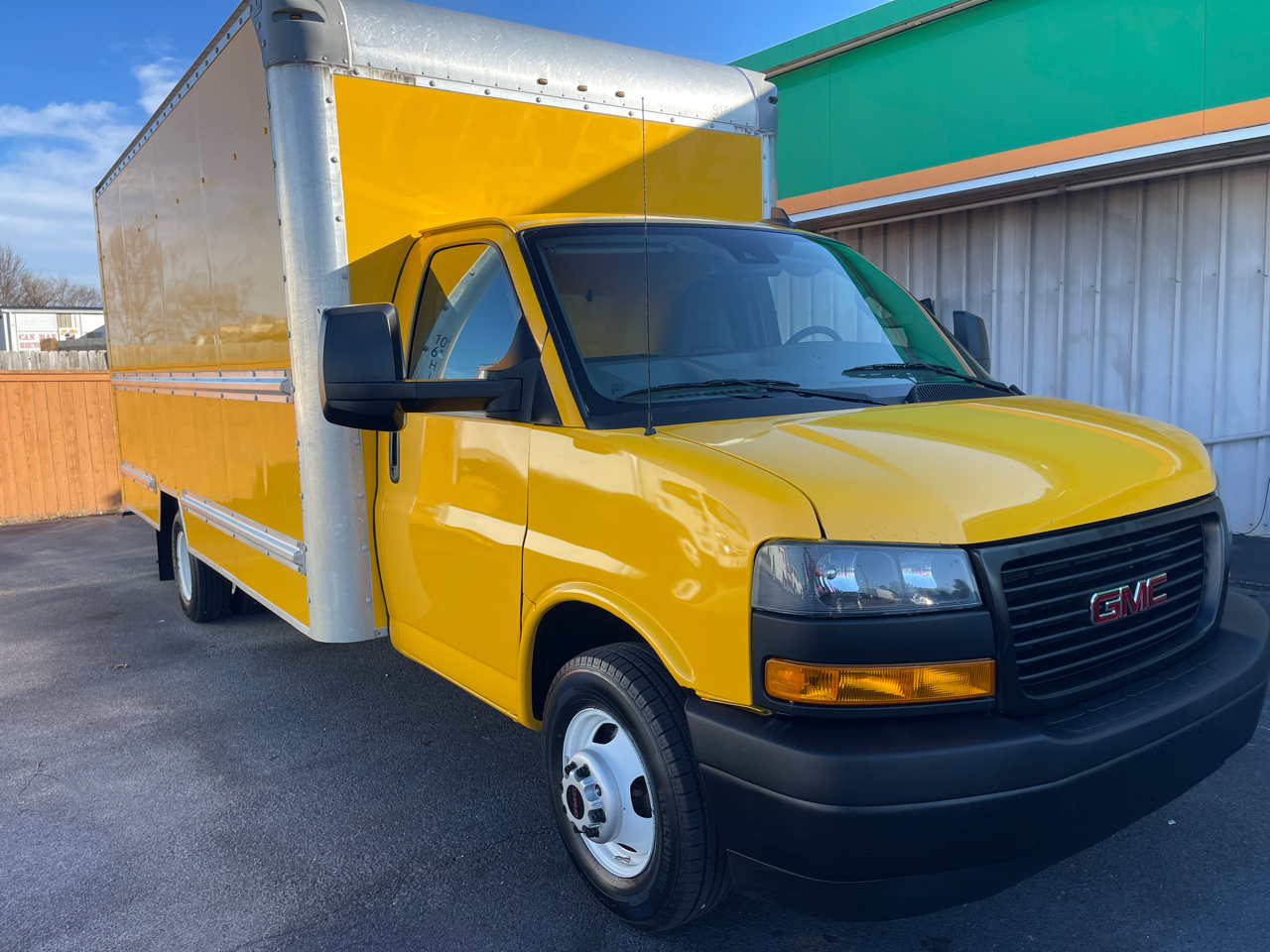 GMC Savana G3500 177 in. 2021