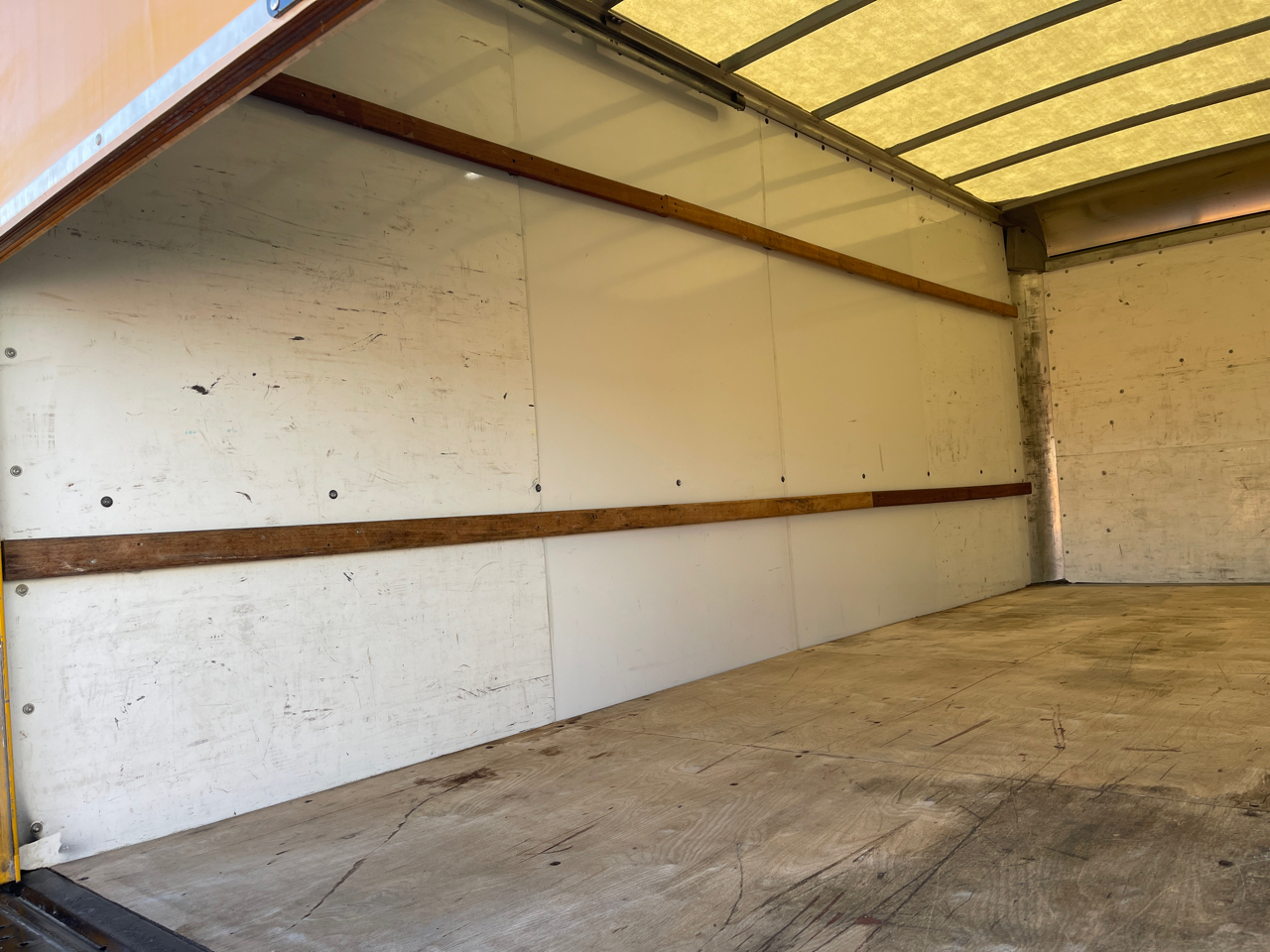 GMC Savana G3500 177 in. 2021