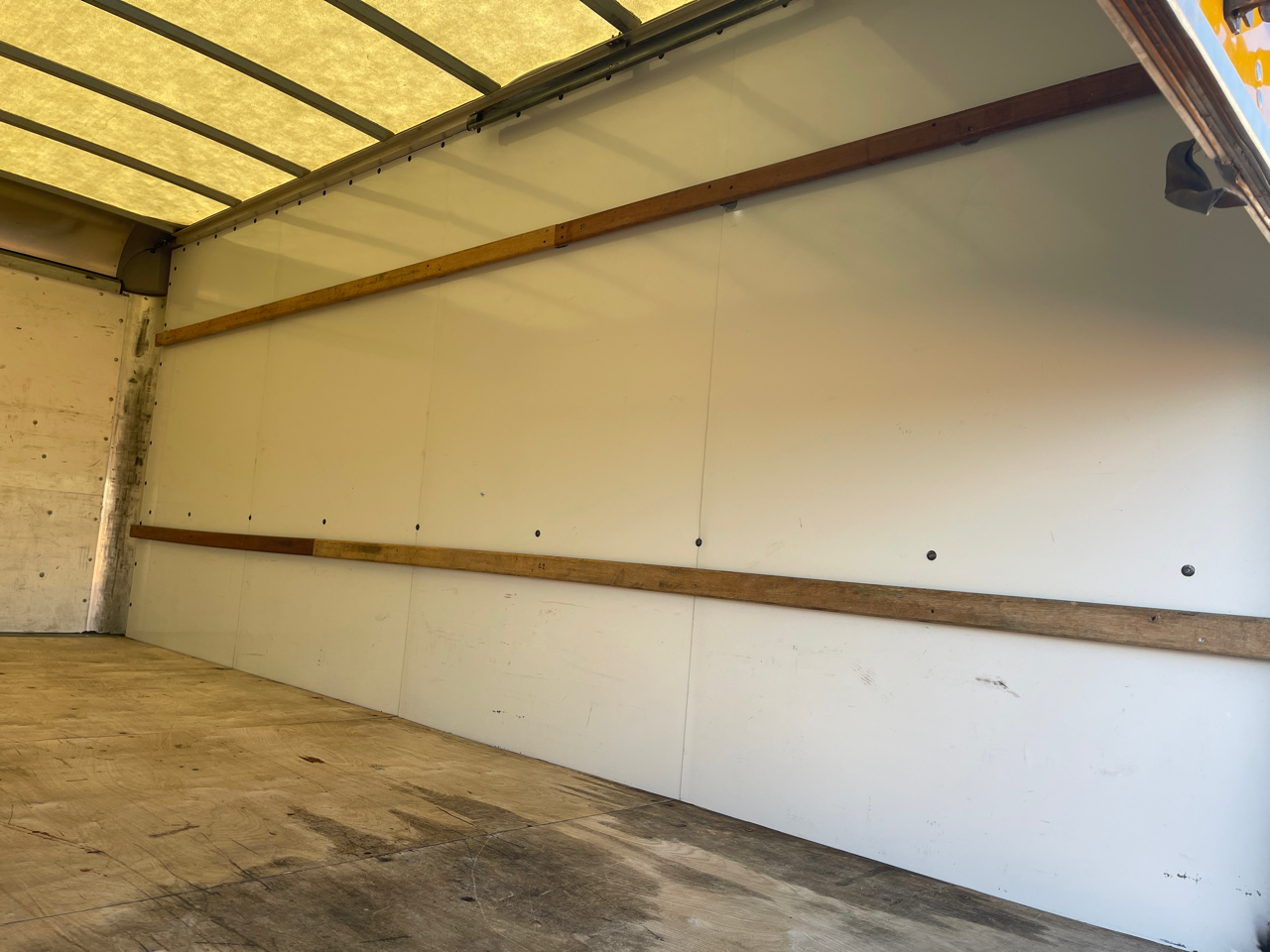 GMC Savana G3500 177 in. 2021