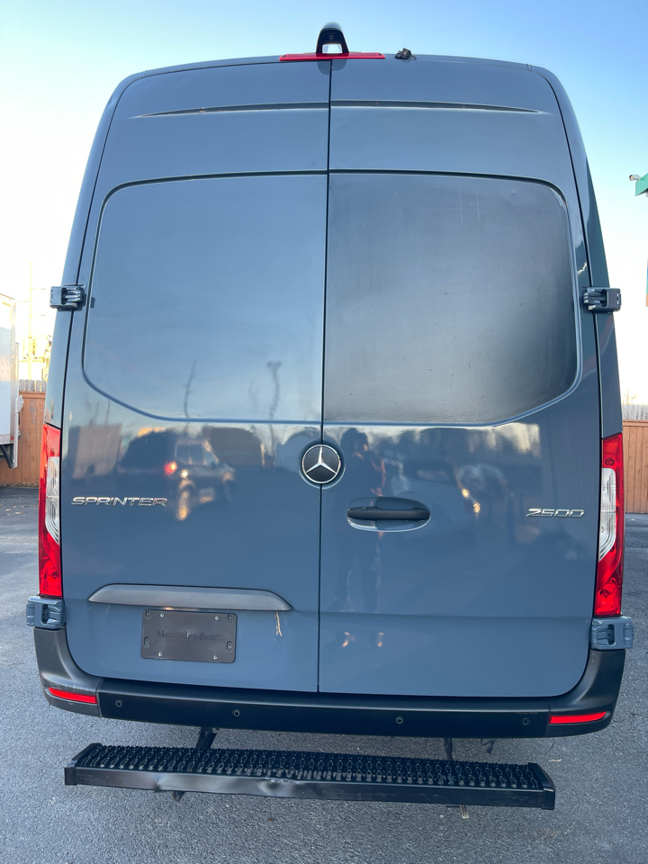 Mercedes-Benz Sprinter 3500 Wagon High Roof 170-in. WB 2019