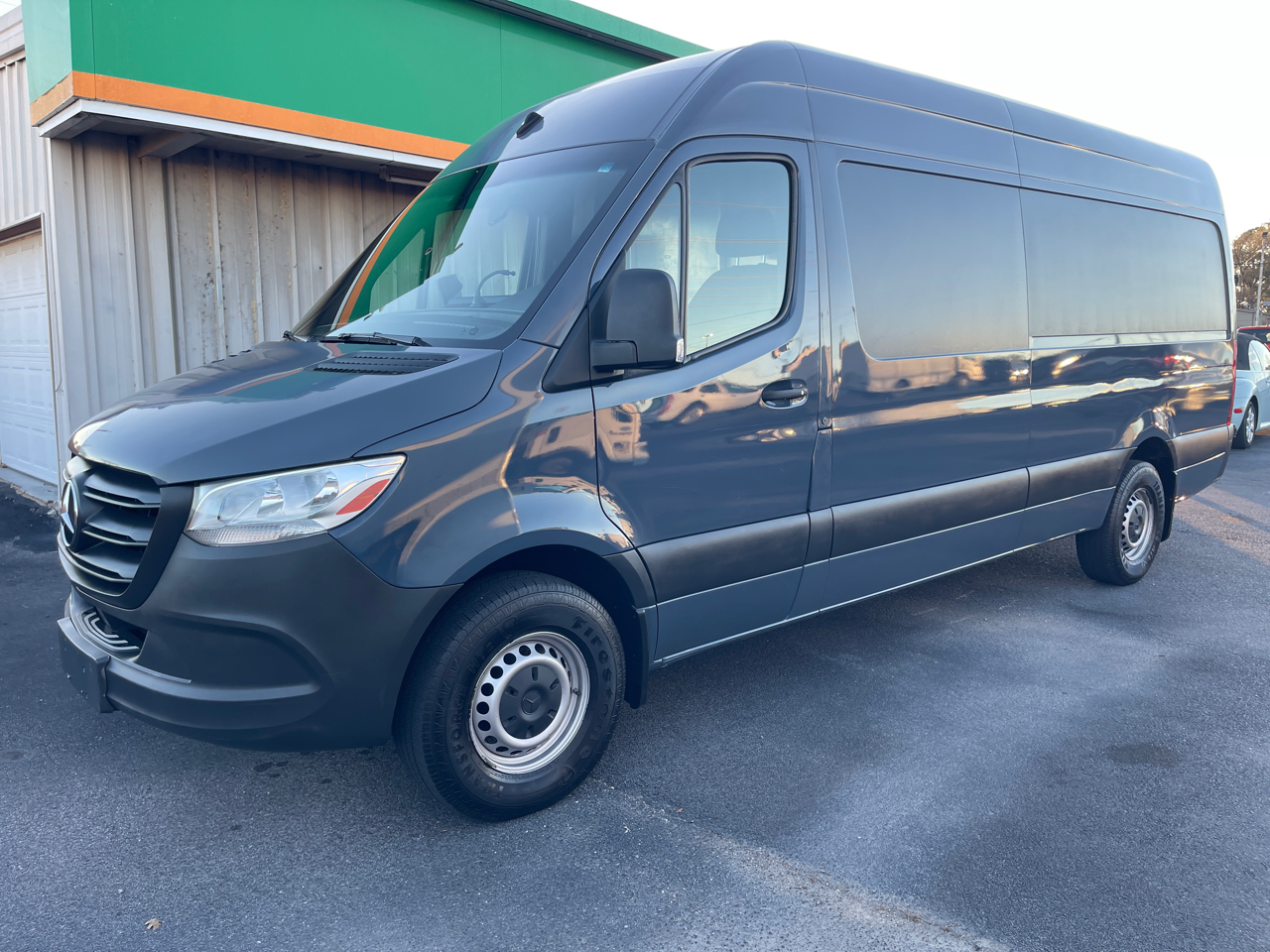 Mercedes-Benz Sprinter 3500 Wagon High Roof 170-in. WB 2019