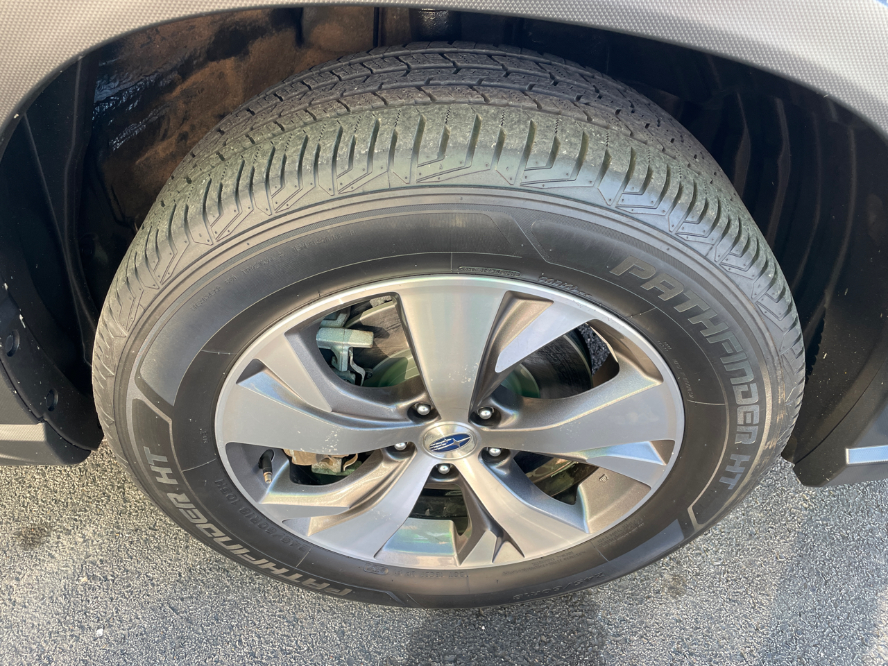 Subaru Ascent Premium 8-Passenger 2019