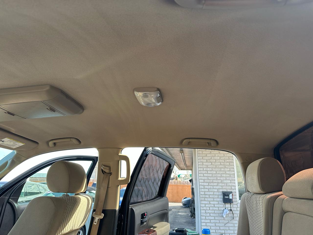 Toyota Tundra Tundra-Grade CrewMax 5.7L 2WD 2010