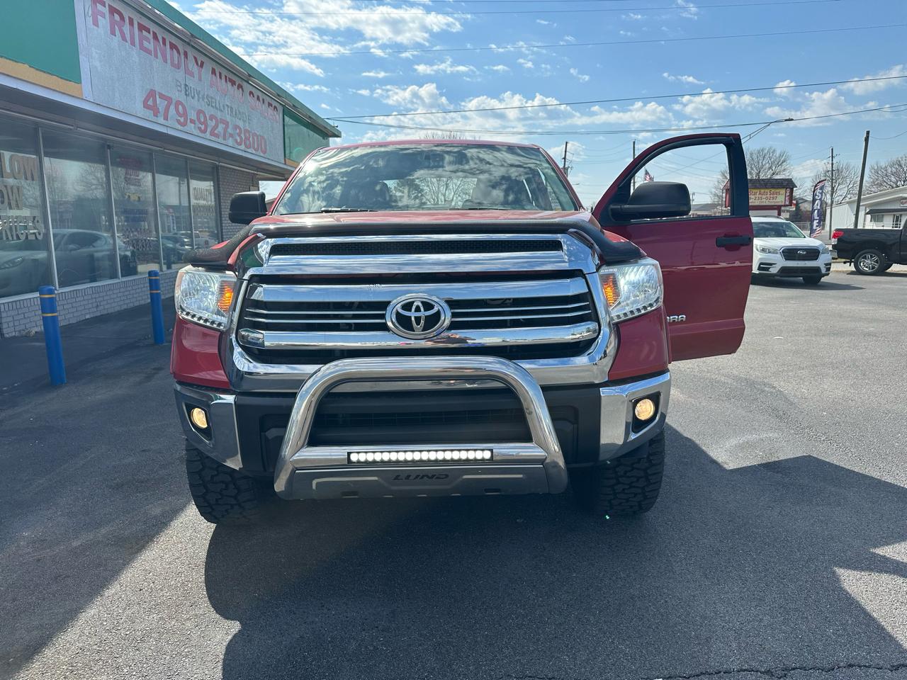 Toyota Tundra SR5 5.7L V8 FFV CrewMax 4WD 2016