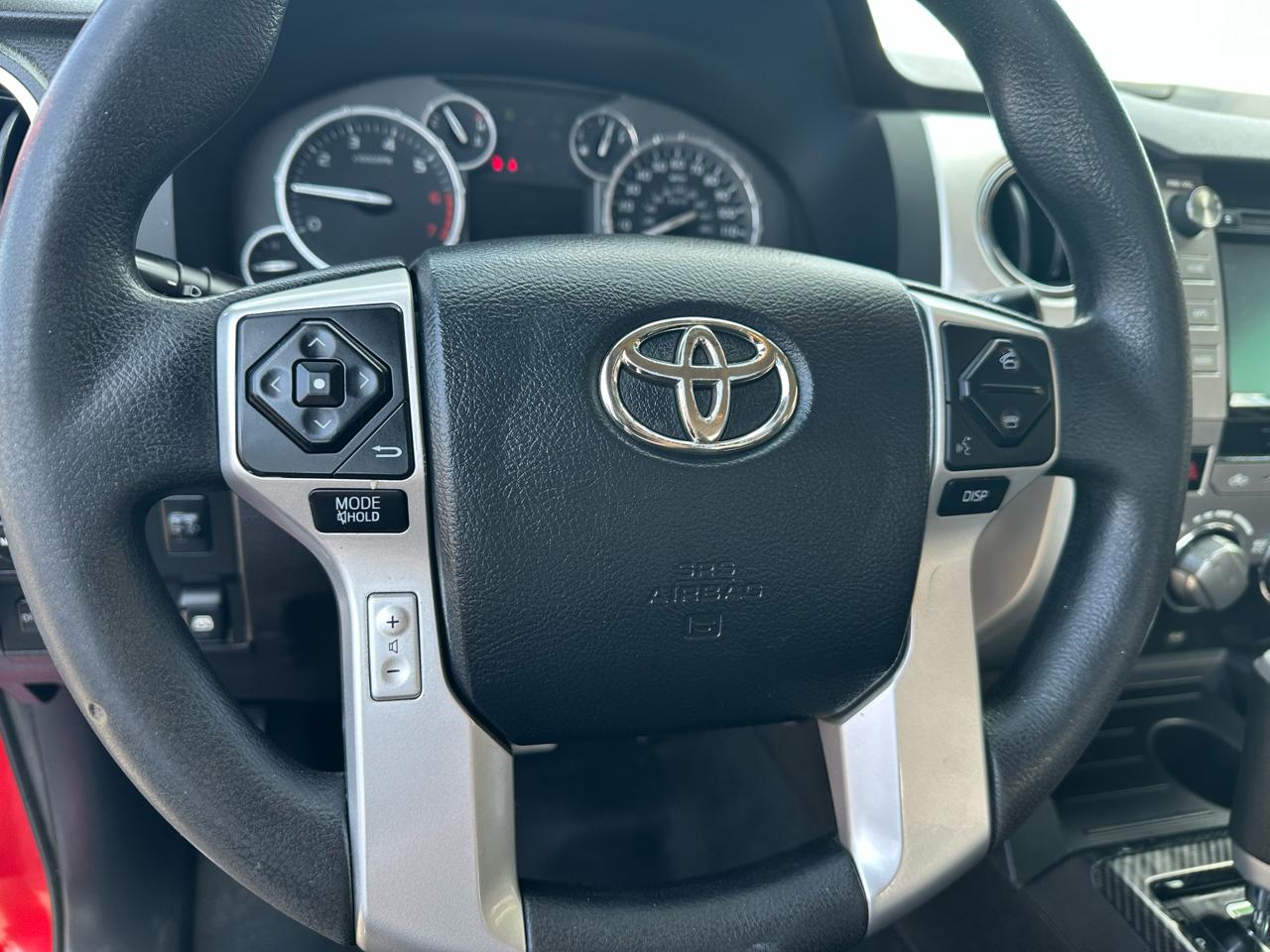 Toyota Tundra SR5 5.7L V8 FFV CrewMax 4WD 2016