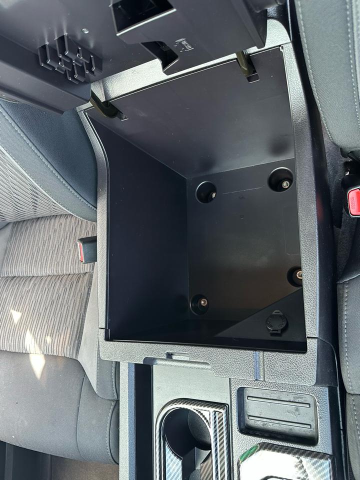 Toyota Tundra SR5 5.7L V8 FFV CrewMax 4WD 2016