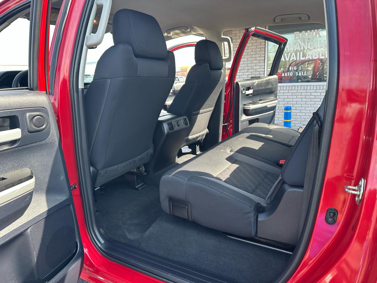 Toyota Tundra SR5 5.7L V8 FFV CrewMax 4WD 2016