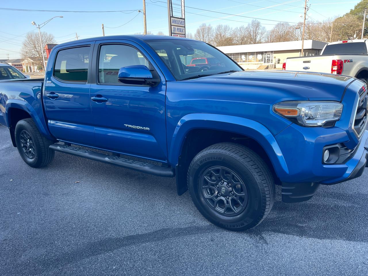 Toyota Tacoma  2018