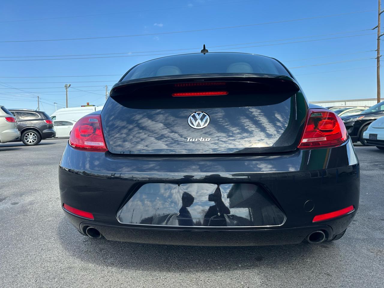 Volkswagen Beetle  2013