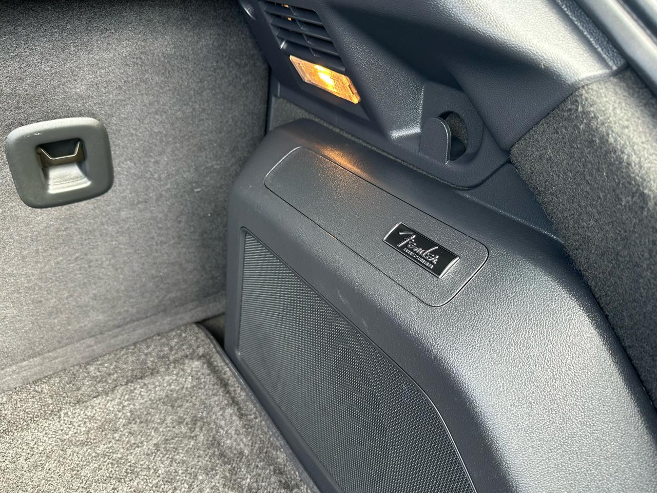 Volkswagen Beetle  2013