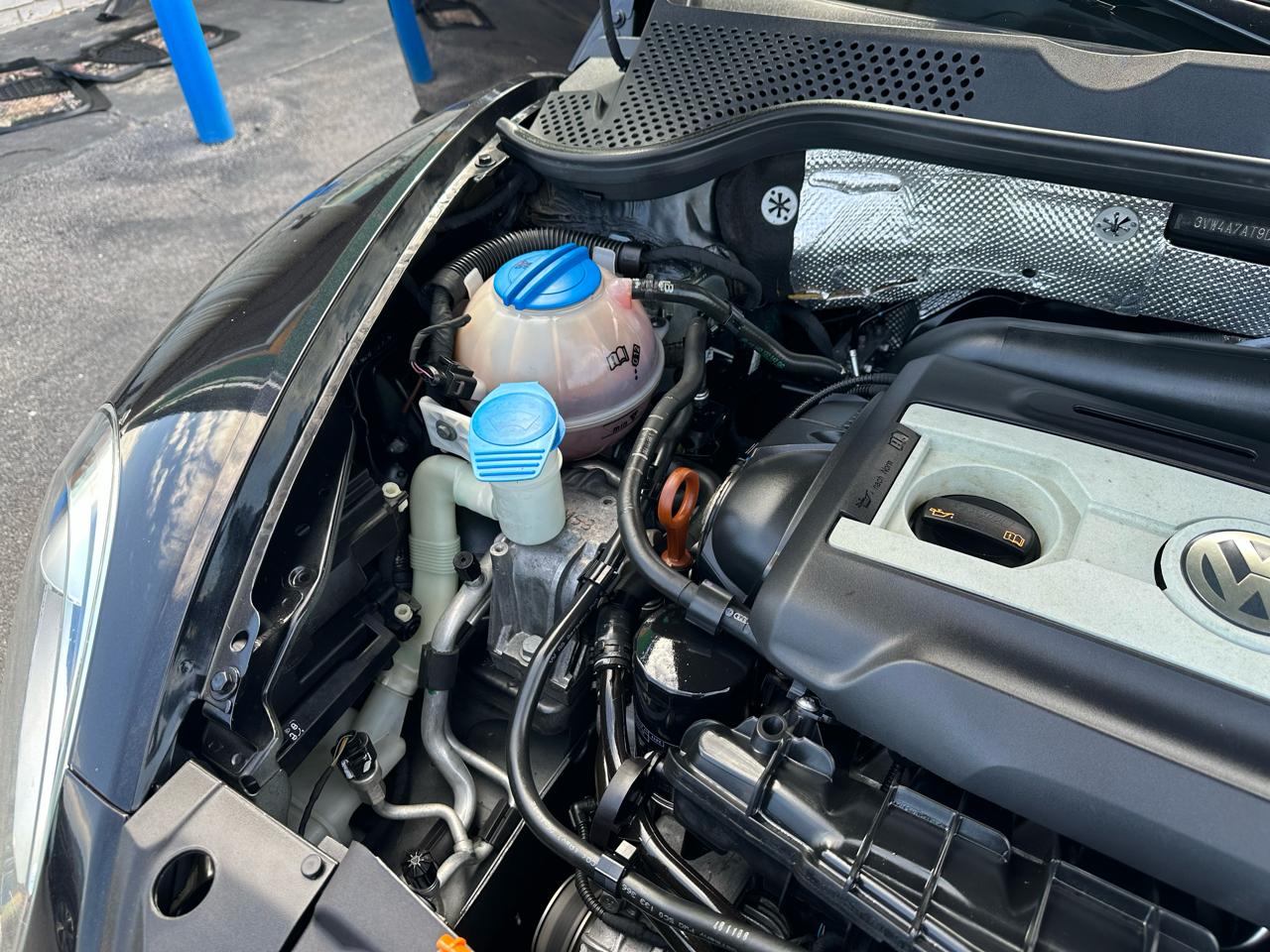 Volkswagen Beetle  2013