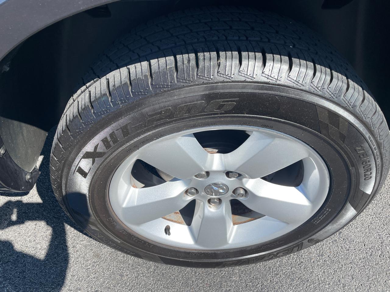 RAM 1500 SLT Crew Cab SWB 2WD 2015