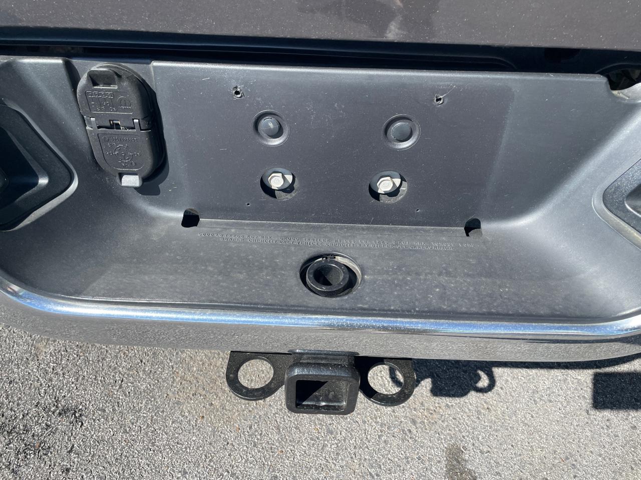 RAM 1500 SLT Crew Cab SWB 2WD 2015