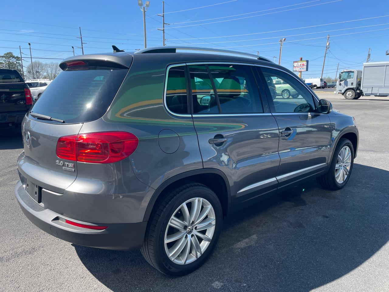 Volkswagen Tiguan 2.0T S 4Motion 2013