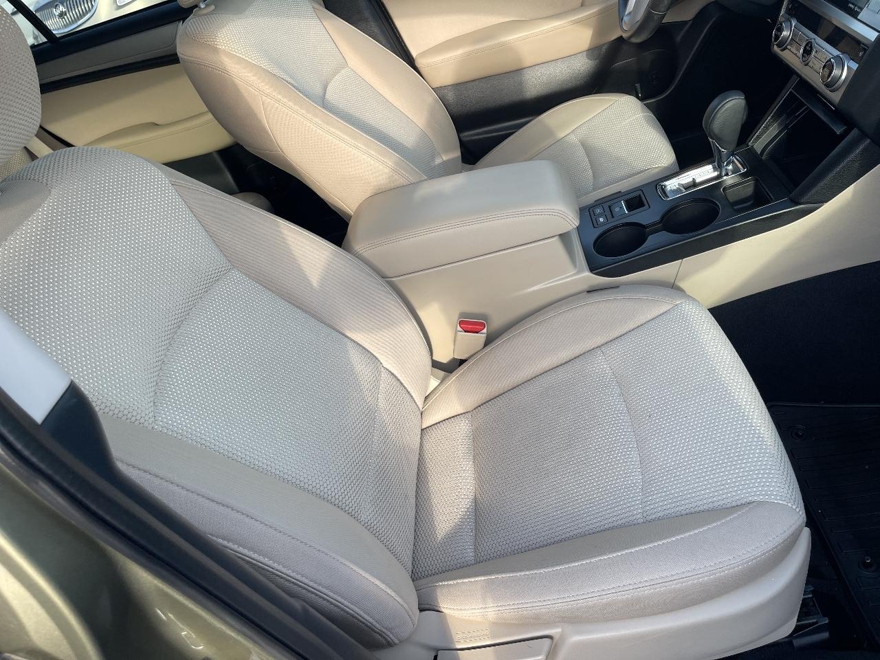 Subaru Outback 2.5i Premium 2015