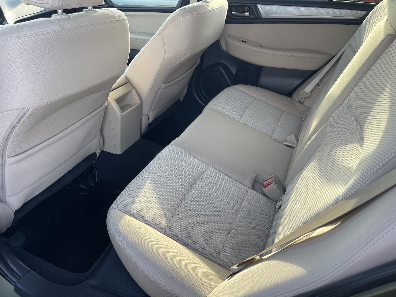 Subaru Outback 2.5i Premium 2015