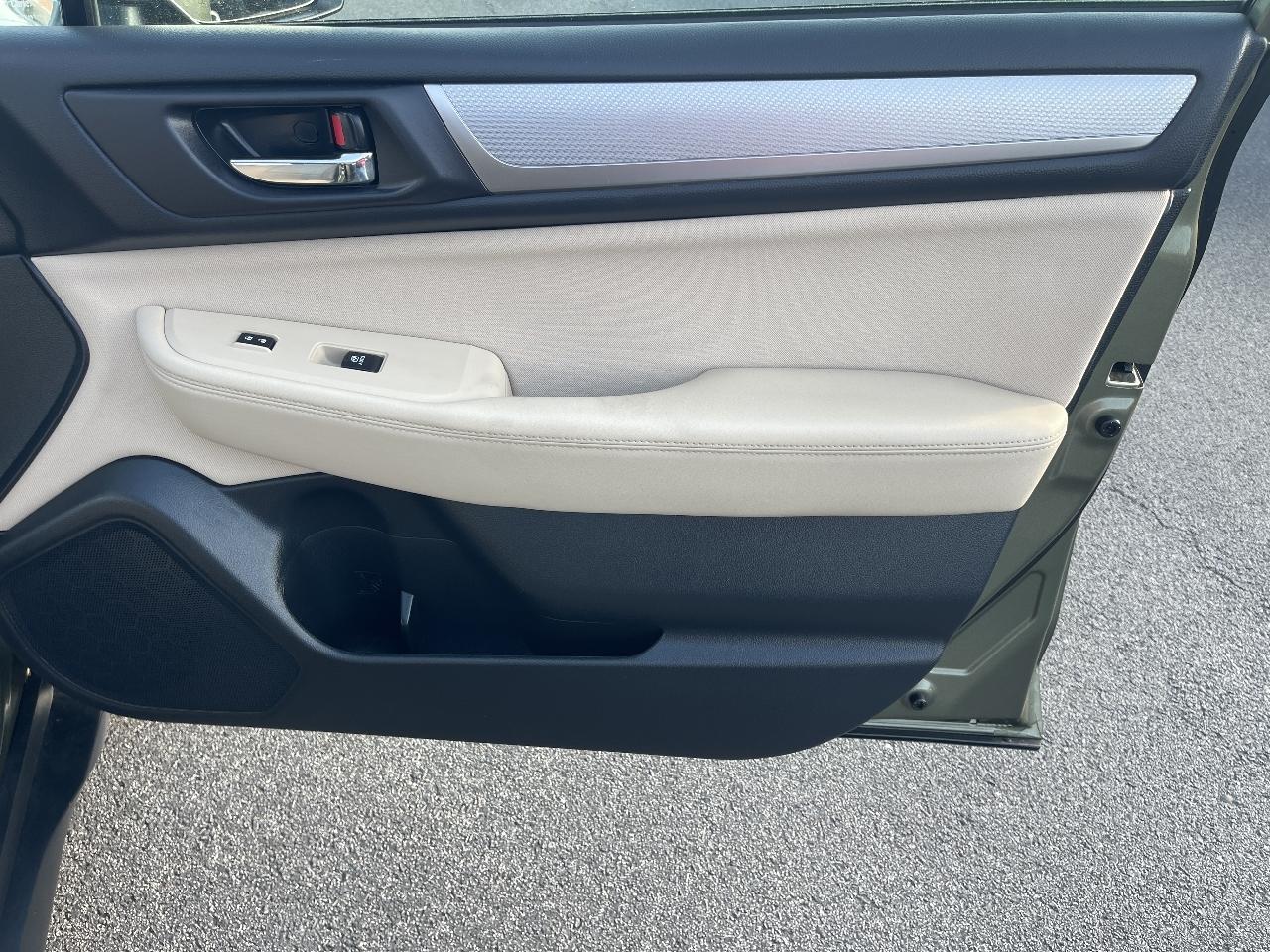 Subaru Outback 2.5i Premium 2015