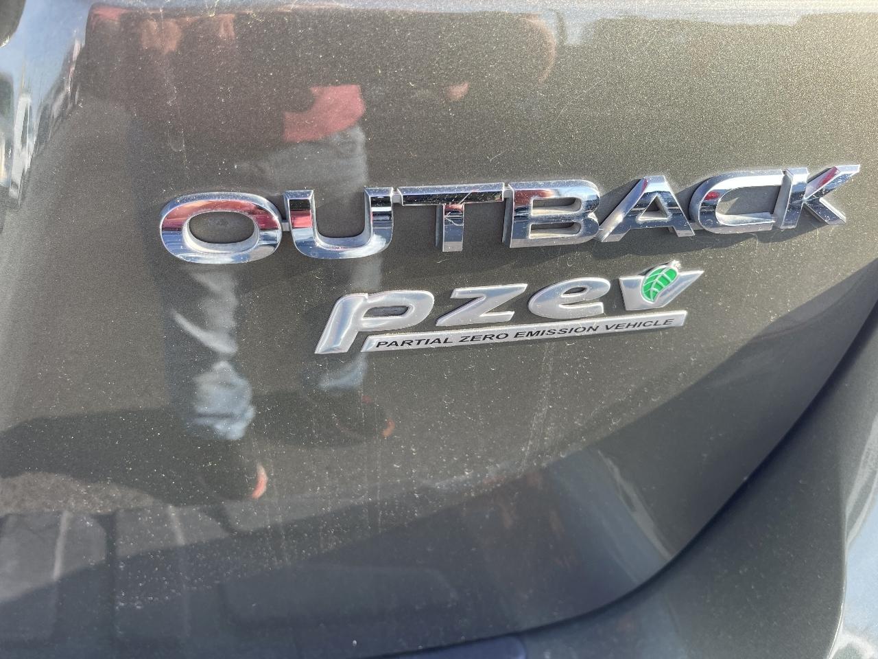 Subaru Outback 2.5i Premium 2015
