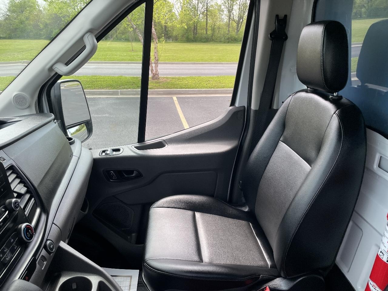 Ford Transit T-350 2023